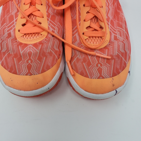 Nike Womans Size 7 Orange White Running Shoe FLAW Read Description - Picture 11 of 16